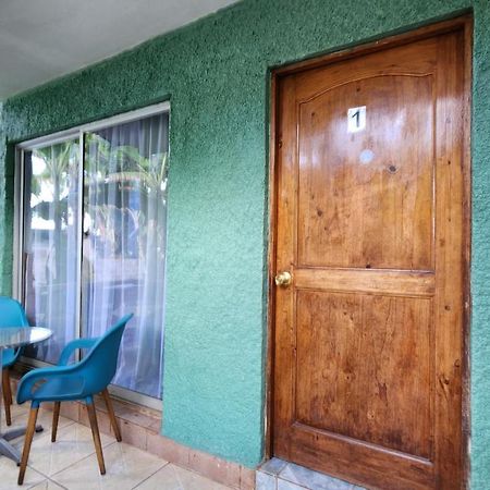 Cabanas Manuto Hanga Roa Eksteriør billede